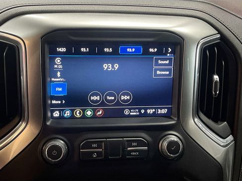 Used 2022 Chevrolet Silverado 1500 LT Trail Boss w/ LT Trail Boss Premium Package AWD/4WD image 15