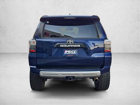 Used 2023 Toyota 4Runner TRD Off-Road Premium AWD/4WD image 7