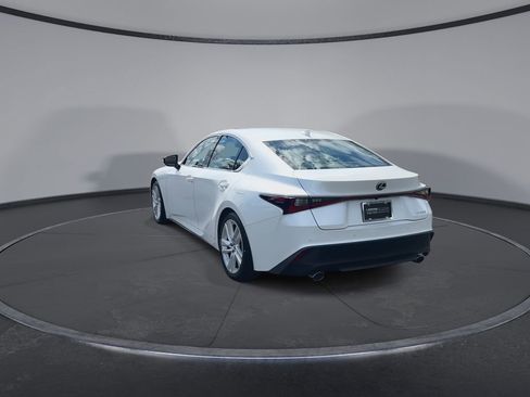 Used 2023 Lexus IS 300 w/ Comfort Package RWD image 7