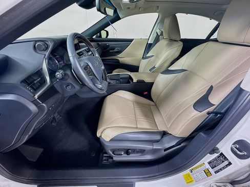 Used 2020 Lexus ES 350 Ultra Luxury w/ Accessory Package 2 FWD image 25