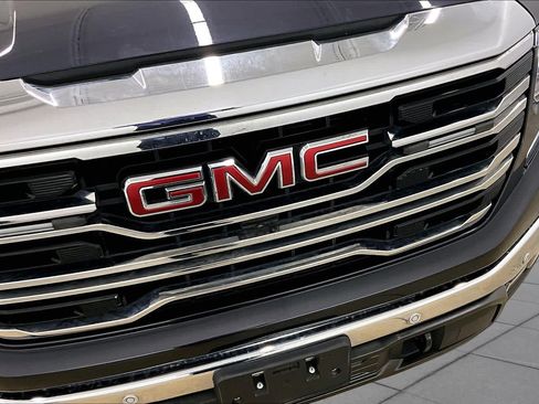 Used 2024 GMC Sierra 1500 SLT AWD/4WD image 29