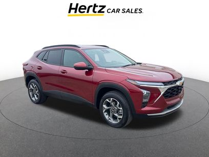 Used 2025 Chevrolet Trax LT
