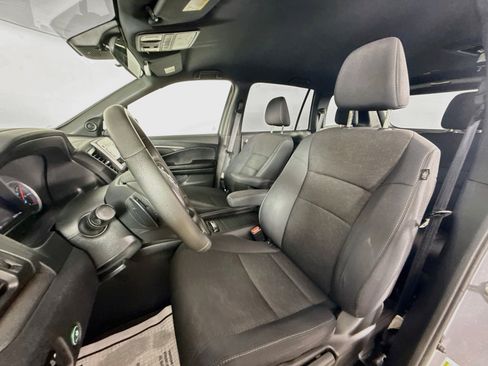 Used 2019 Honda Passport Sport image 24