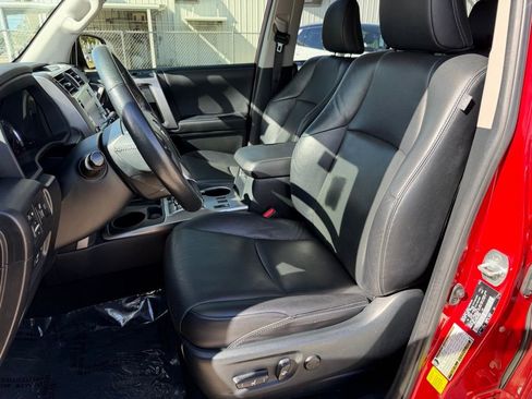 Used 2023 Toyota 4Runner Limited image 11