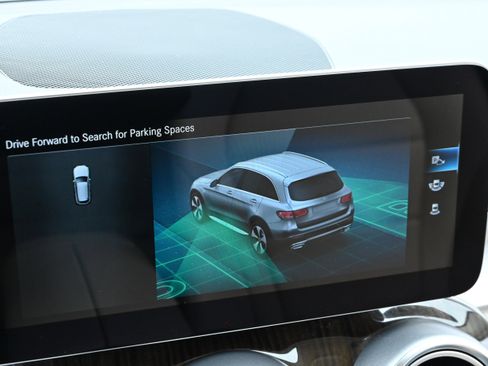 Used 2021 Mercedes-Benz GLC 300 image 31
