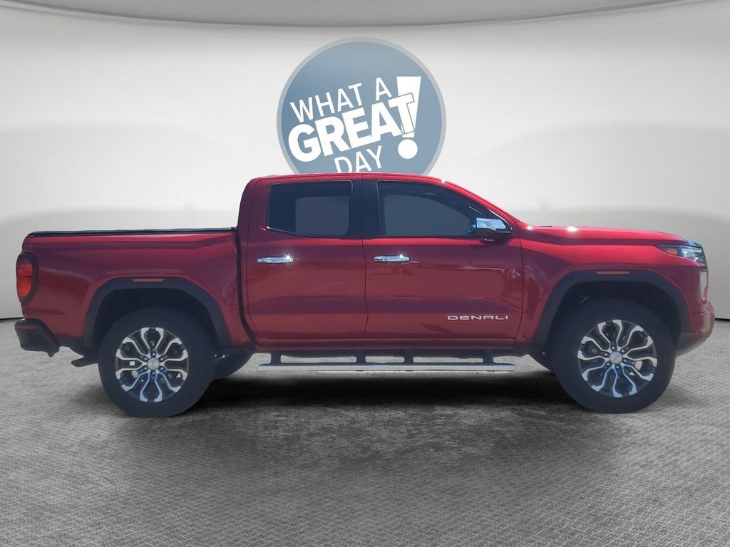 Used 2024 GMC Canyon Denali AWD/4WD image 2