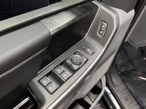 Used 2024 Ford F250 XLT w/ XLT Premium Package image 31