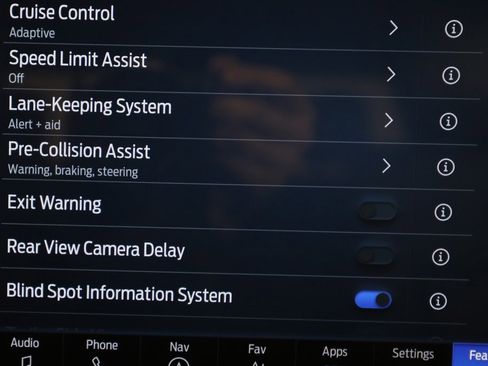 Used 2025 Ford F450 Platinum w/ FX4 Off-Road Package image 31