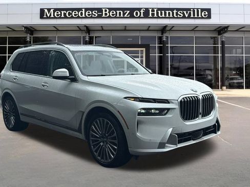 Used 2025 BMW X7 xDrive40i AWD/4WD image 1