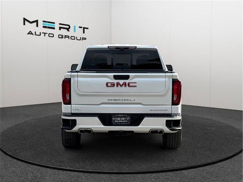 Used 2022 GMC Sierra 1500 Denali w/ Denali Reserve Package image 8