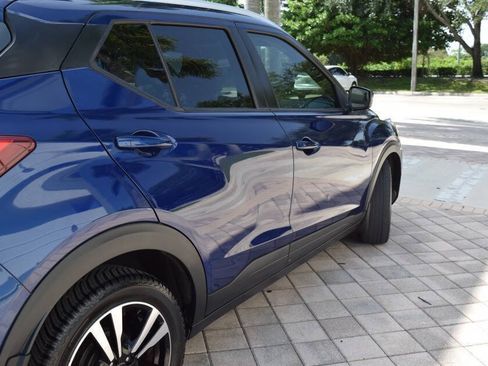 Used 2018 Nissan Kicks SV FWD image 23