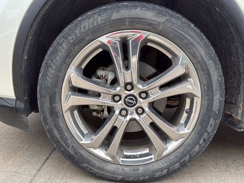 Used 2023 Nissan Murano SV w/ SV Midnight Edition Package image 10