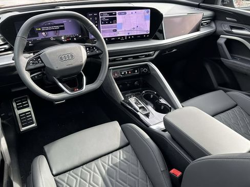 New 2026 Audi SQ5 Premium Plus AWD/4WD image 6
