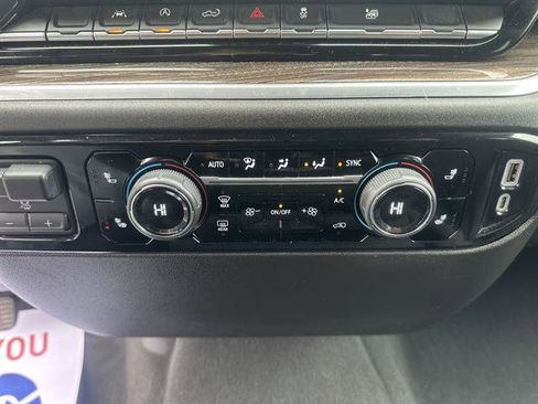 Certified 2025 Chevrolet Silverado 1500 LT AWD/4WD image 16
