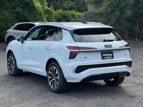 New 2026 Audi Q3 quattro 2.0T AWD/4WD image 6