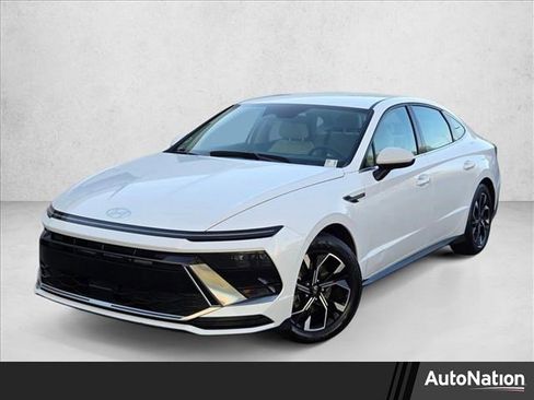 Used 2025 Hyundai Sonata SEL image 1