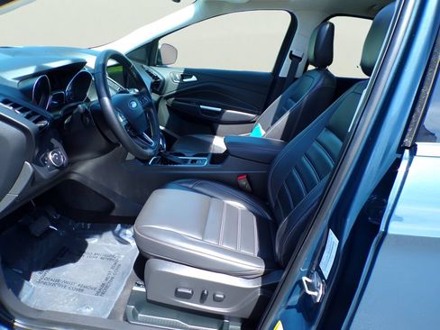 Used 2019 Ford Escape SEL AWD/4WD image 17