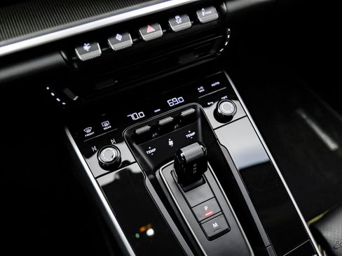 Used 2024 Porsche 911 Turbo S image 57