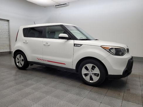 Used 2016 Kia Soul image 11
