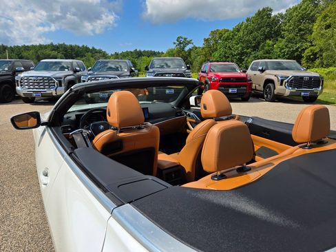 Used 2024 BMW 430i xDrive Convertible w/ Premium Package AWD/4WD image 31