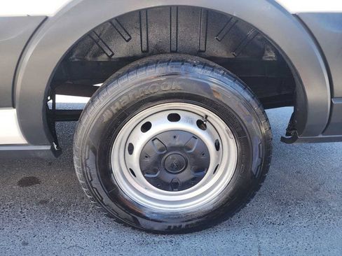 Used 2017 Ford Transit 250 250 image 8