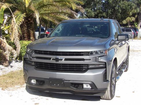 Used 2019 Chevrolet Silverado 1500 RST w/ All-Star Edition image 2