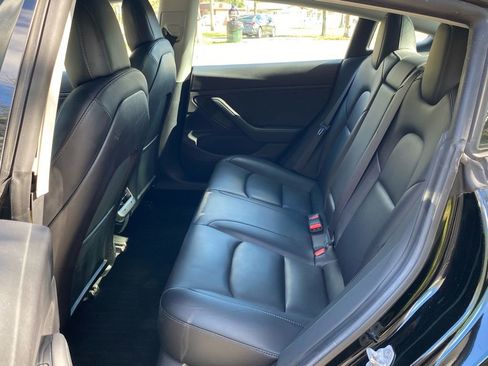 Used 2019 Tesla Model 3 Performance image 37