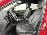Used 2025 Porsche Macan image 5