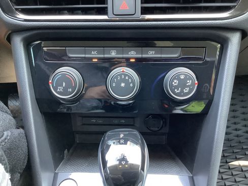 New 2026 Volkswagen Taos S image 23