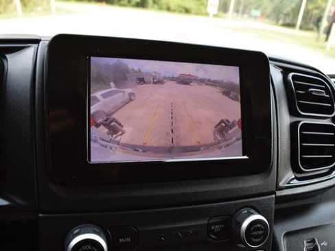 Used 2023 RAM ProMaster 2500 FWD image 14