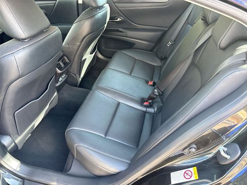 Used 2019 Lexus ES 350 w/ Premium Package FWD image 26
