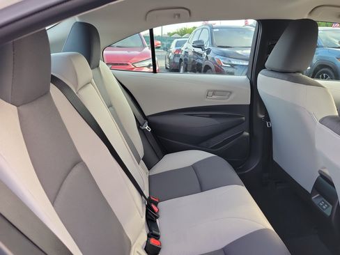 Used 2025 Toyota Corolla LE FWD image 15
