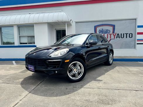 Used 2017 Porsche Macan S AWD/4WD image 2