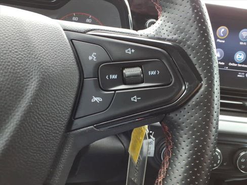 Used 2024 Chevrolet Trax RS w/ Driver Confidence Package image 15