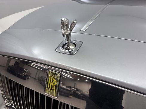 Used 2016 Rolls-Royce Wraith image 29