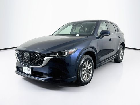 Used 2025 MAZDA CX-5 AWD 2.5 S w/ Preferred Package image 3