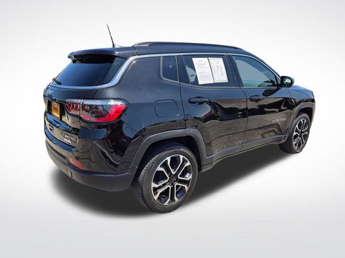Used 2023 Jeep Compass Limited AWD/4WD image 3