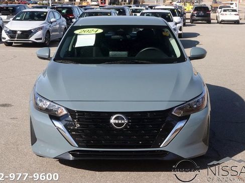 Used 2024 Nissan Sentra SV image 2