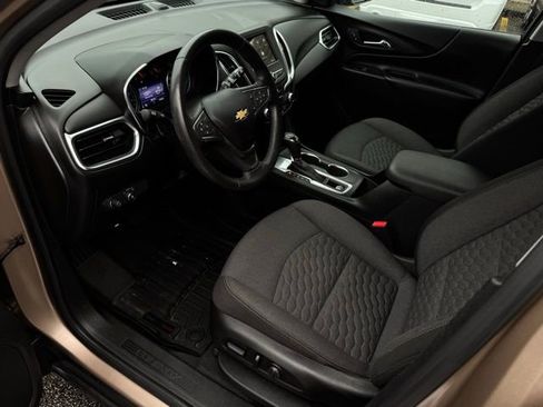 Used 2019 Chevrolet Equinox LT image 18