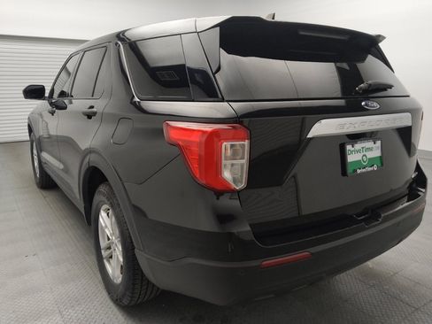 Used 2023 Ford Explorer 4WD image 5