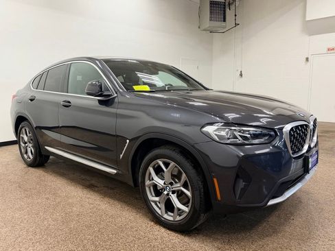 Used 2024 BMW X4 xDrive30i AWD/4WD image 9