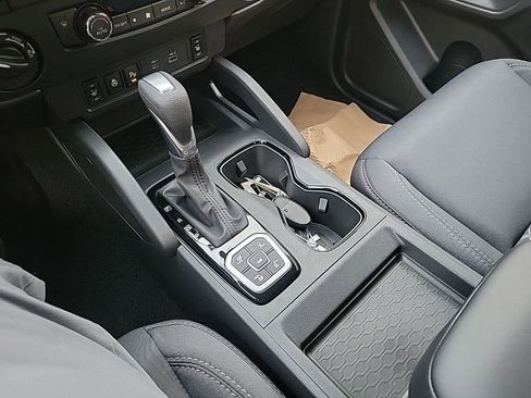 Used 2026 Nissan Frontier SV w/ All-Weather Content Package image 12