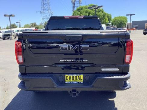 Used 2022 GMC Sierra 1500 Elevation w/ LPO, Elevation Black Package AWD/4WD image 26