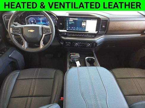Used 2024 Chevrolet Silverado 1500 High Country AWD/4WD image 2