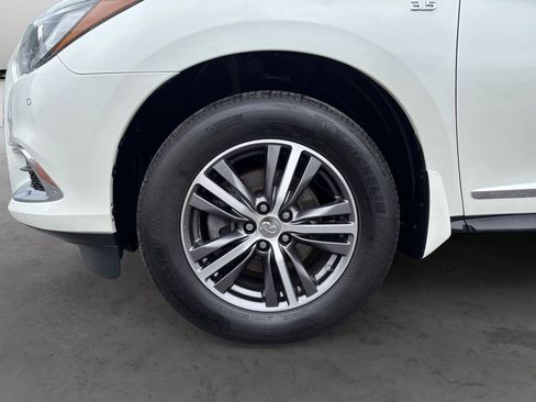 Used 2019 INFINITI QX60 Luxe w/ Essential Package AWD/4WD image 9