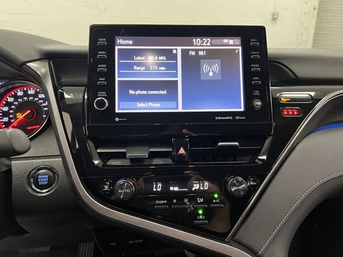 Used 2024 Toyota Camry XSE image 19