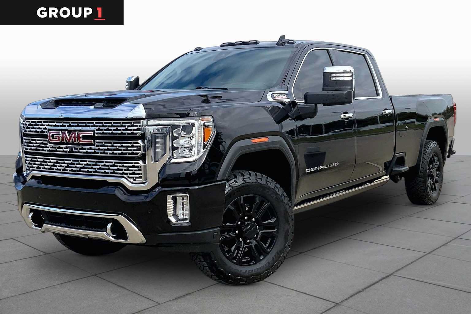Used 2023 GMC Sierra 3500 Denali w/ Denali Black Diamond Edition AWD/4WD image 1