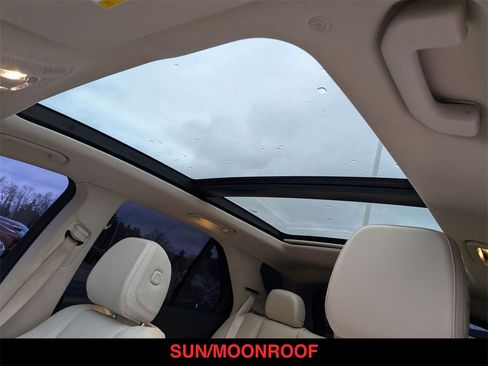 Used 2022 Mercedes-Benz GLE 350 4MATIC image 2