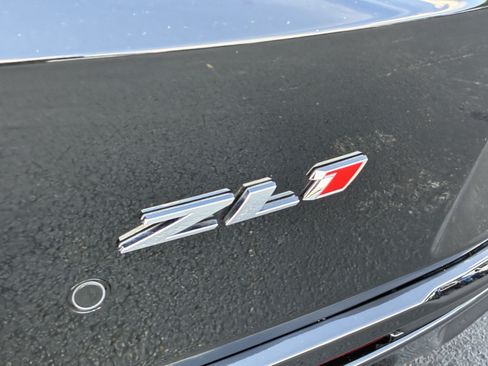 Used 2018 Chevrolet Camaro ZL1 RWD image 12