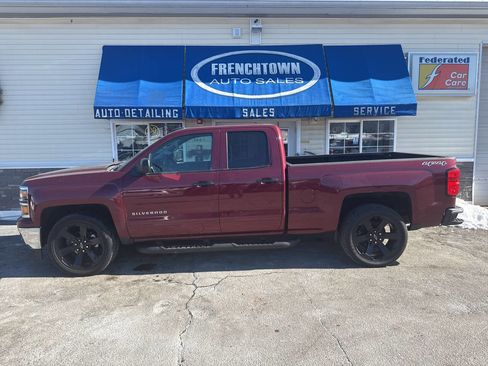 Used 2015 Chevrolet Silverado 1500 LT w/ Rally 2 Edition image 2